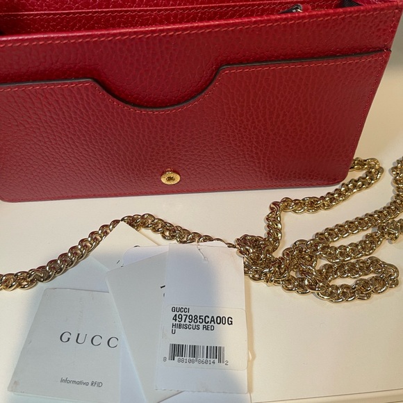 Gucci Marmont Wallet on Chain Bag. Almost New! - Picture 11 of 14